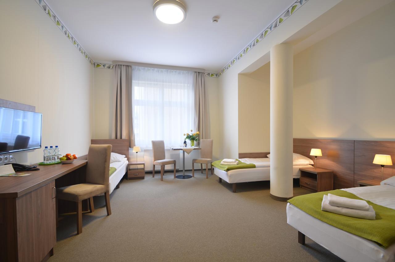Hotel Zorza Kolobrzeg Exterior photo